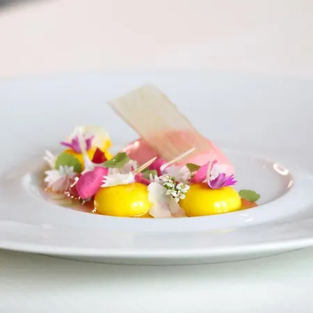 Residenz Heinz Winkler Отель 5*