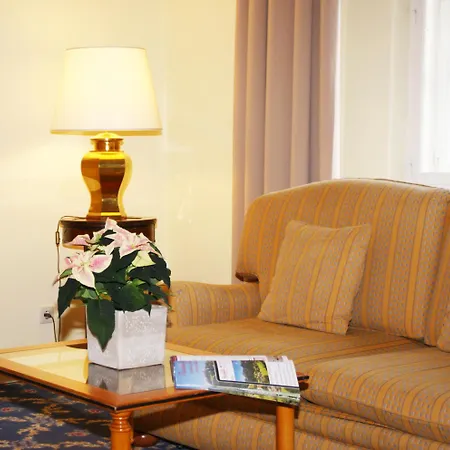 Residenz Heinz Winkler Отель 5*