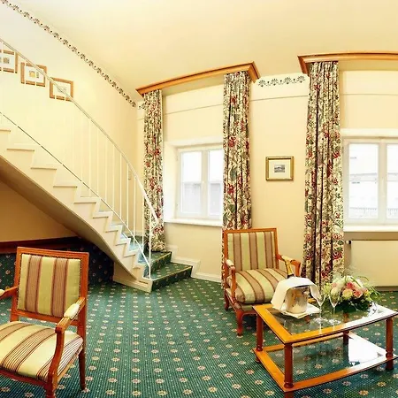 Отель Residenz Heinz Winkler 5*
