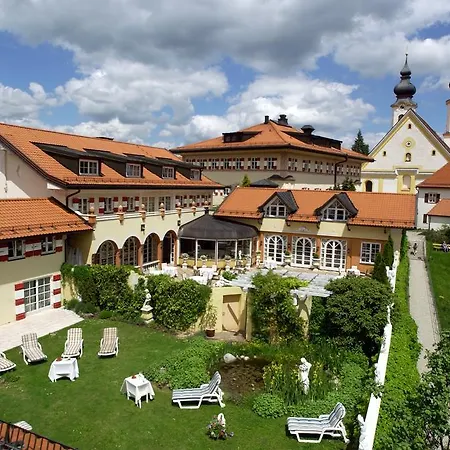 Boutique Residenz Winkler اسخو ام شيمغاو
