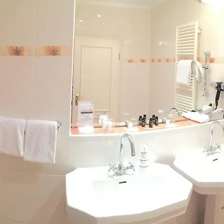 Boutique Residenz Winkler 5* اسخو ام شيمغاو