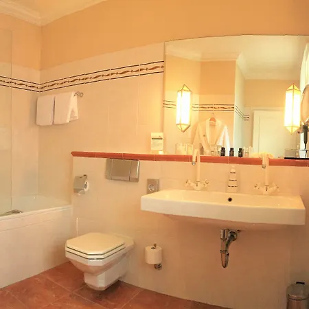 Boutique Residenz Winkler 5* اسخو ام شيمغاو